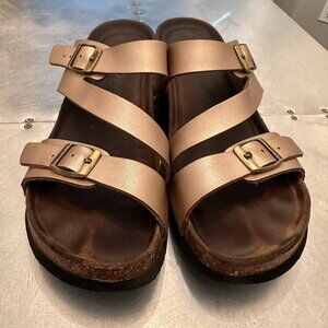 Rose Gold Softmoc 3 Strap Leather Sandals - Size 10